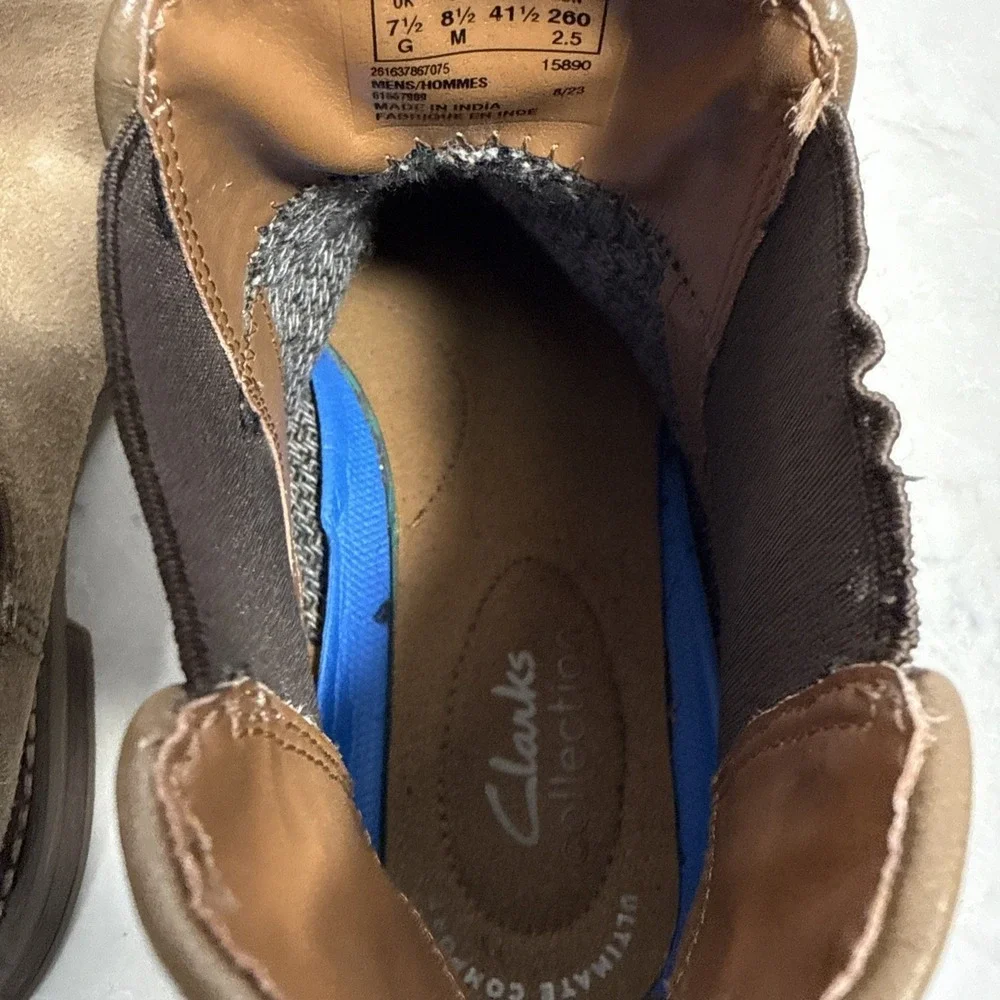 Clark's  Jaxen Chelsea Taupe‎ Suede boot, Size 7 .5 Ankle Pull-On